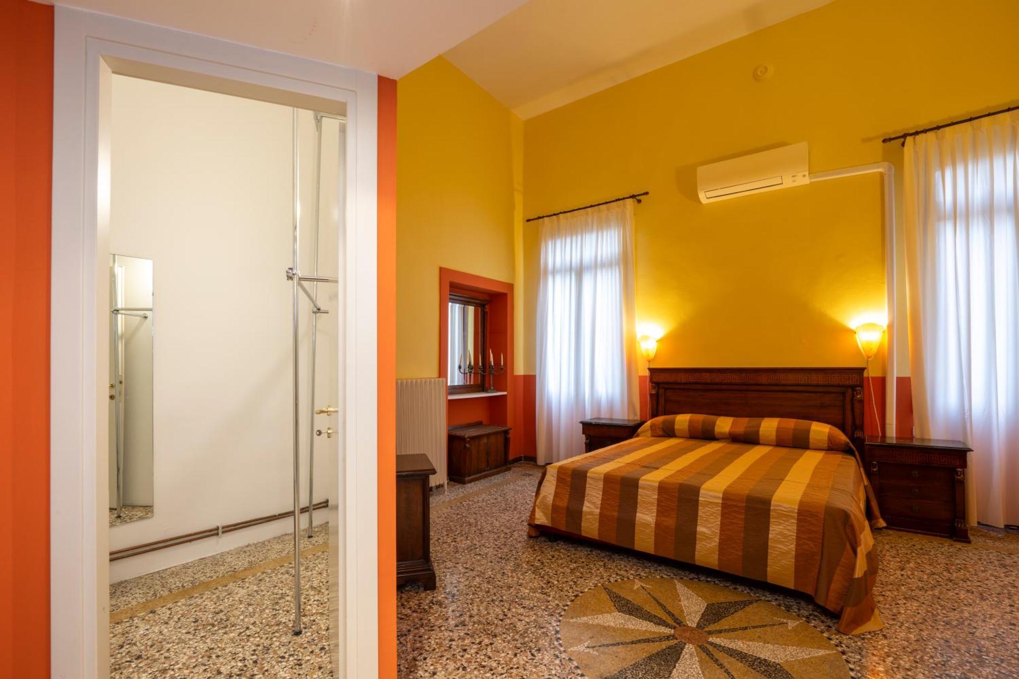 Savoia E Jolanda Apartments Venezia Eksteriør bilde